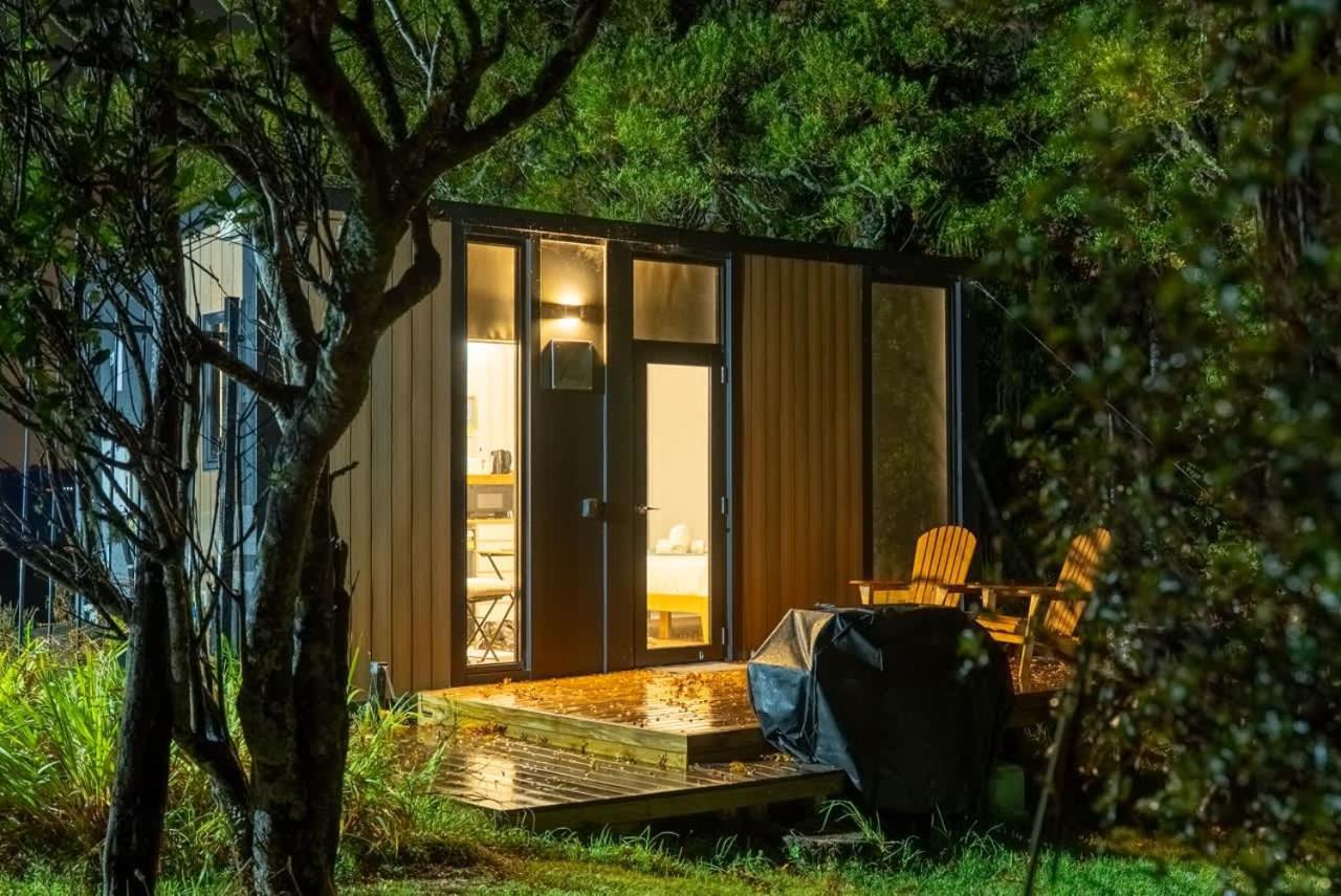 Вілла The Kauri Getaway By Tiny Away Waitoki Екстер'єр фото